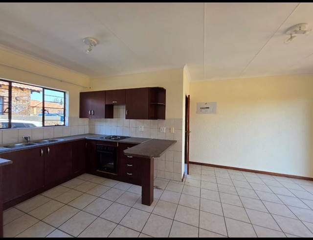 3 BEDROOM APARTMENT FOR SALE IN GREENHILLS